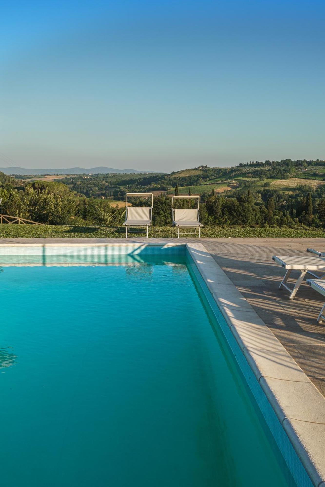 Charming House - Parking Included Apartment San Gimignano Bagian luar foto